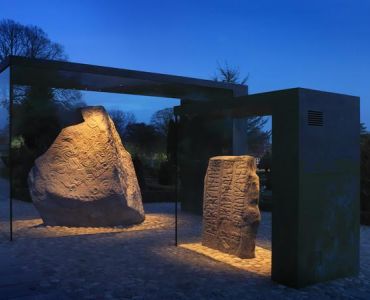 KONGERNES JELLING – KUĆA VIKINŠKIH KRALJEVA